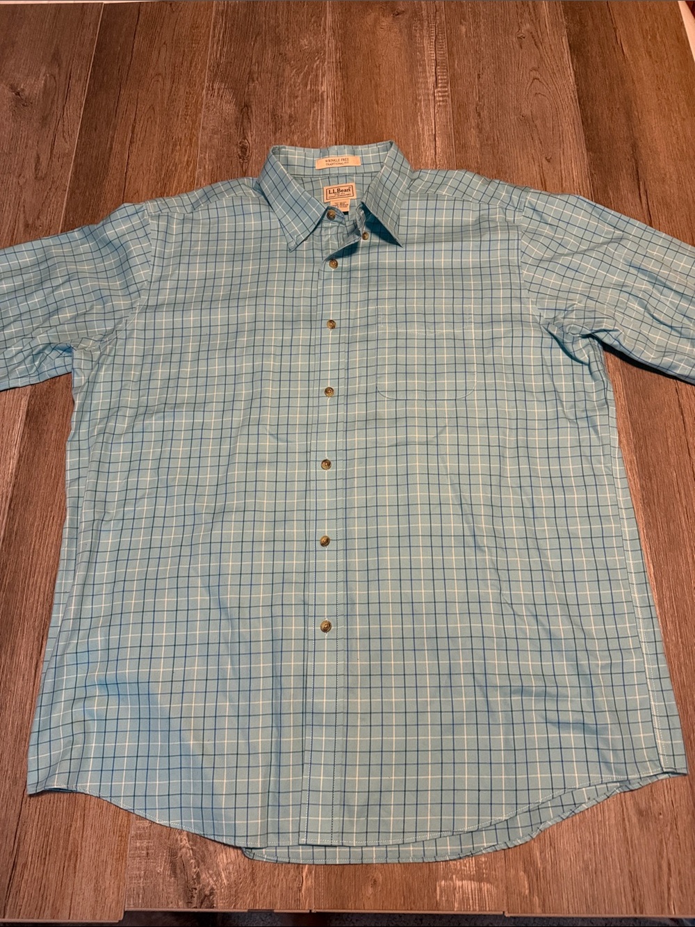L.L. Bean Wrinkle Free Traditional Fit Men’s Light Blue Plaid Button-Down Shirt
